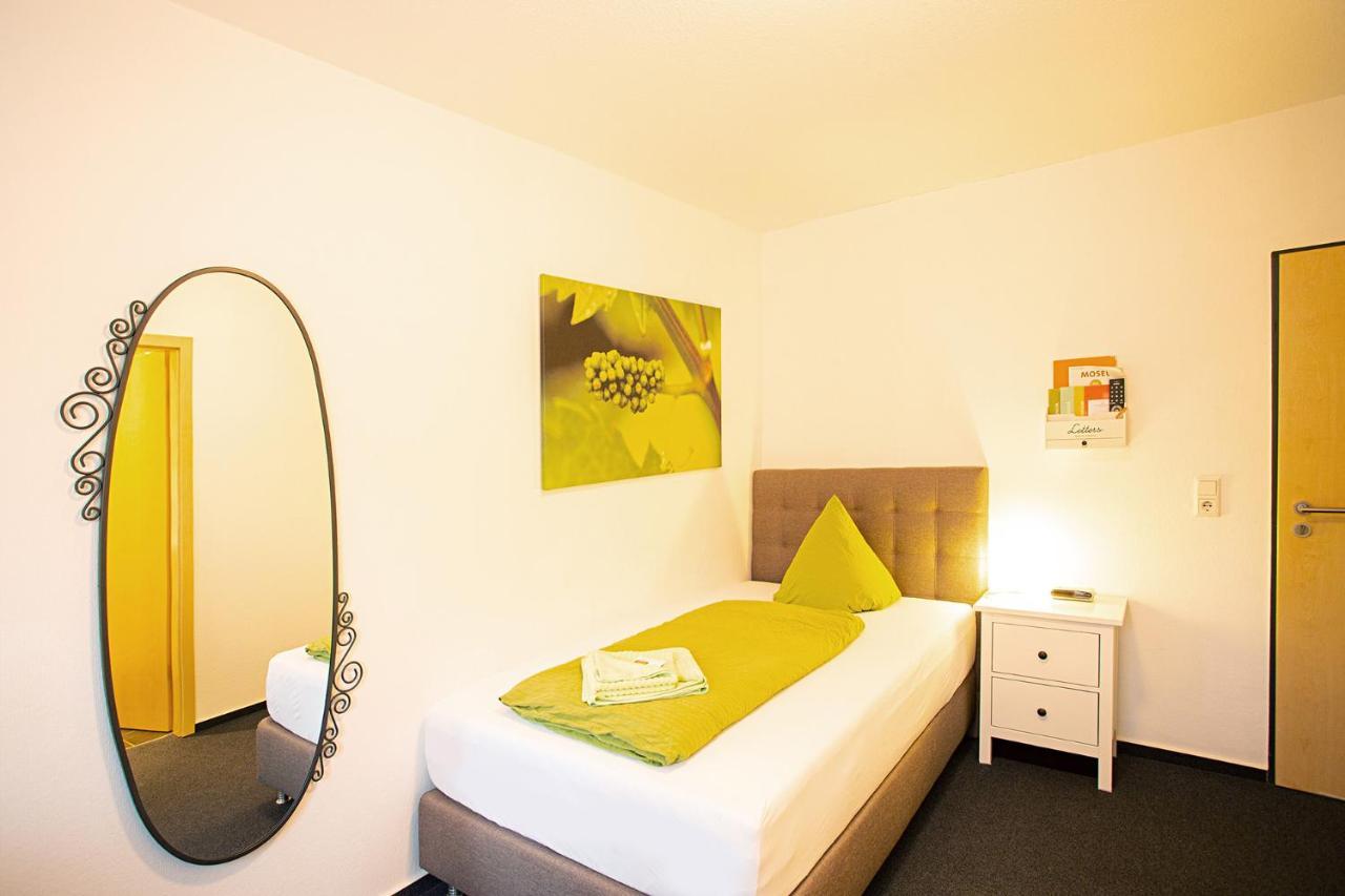 Hotel Emmerich Winningen Exterior photo